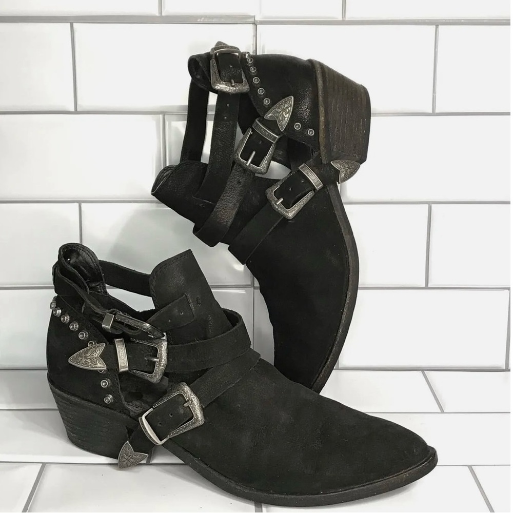 DOLCE VITA - Triple Buckle Black booties size 7.5 - Picture 2 of 10